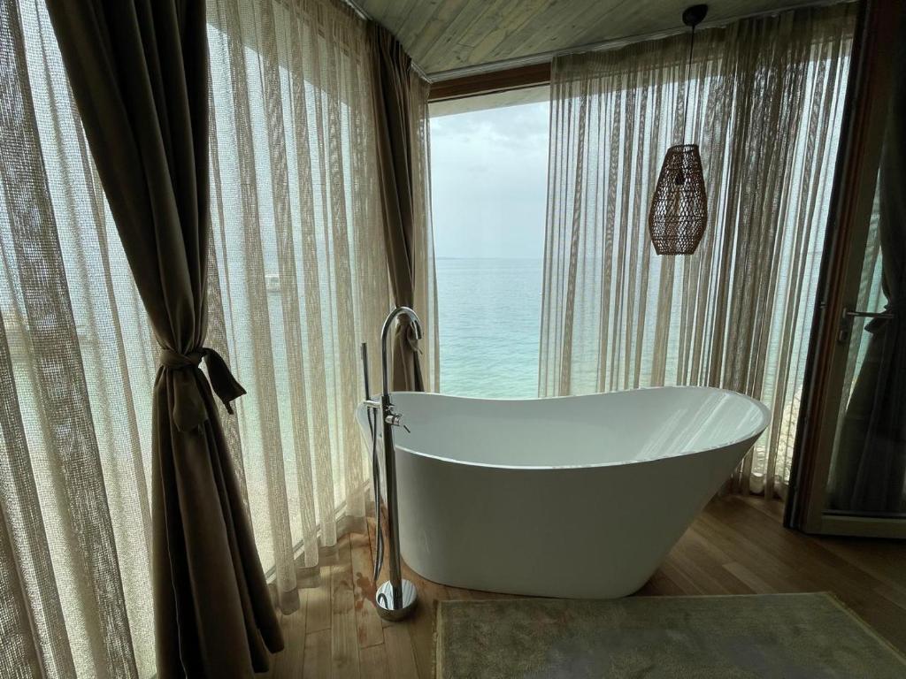 Suite with Sea View