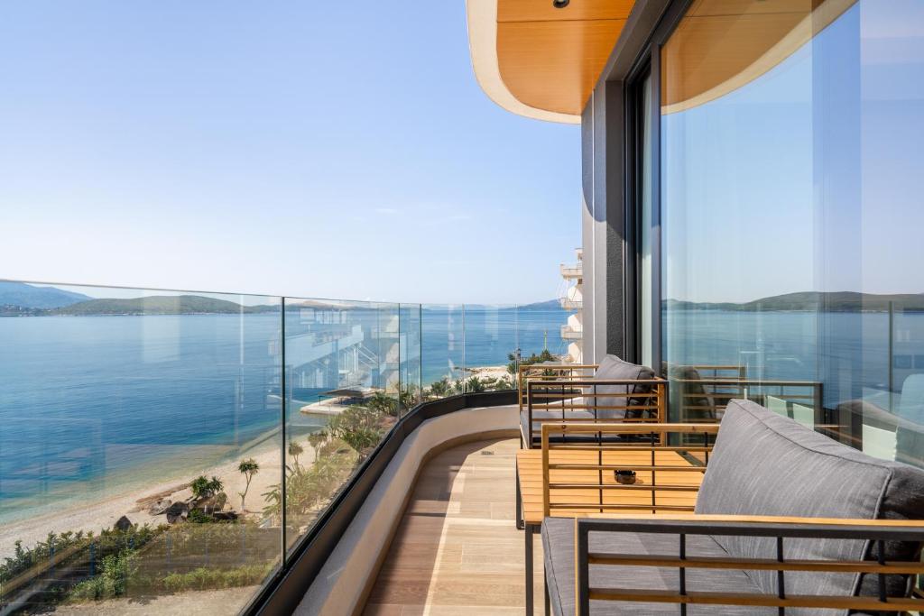 Superior Suite with Sea View