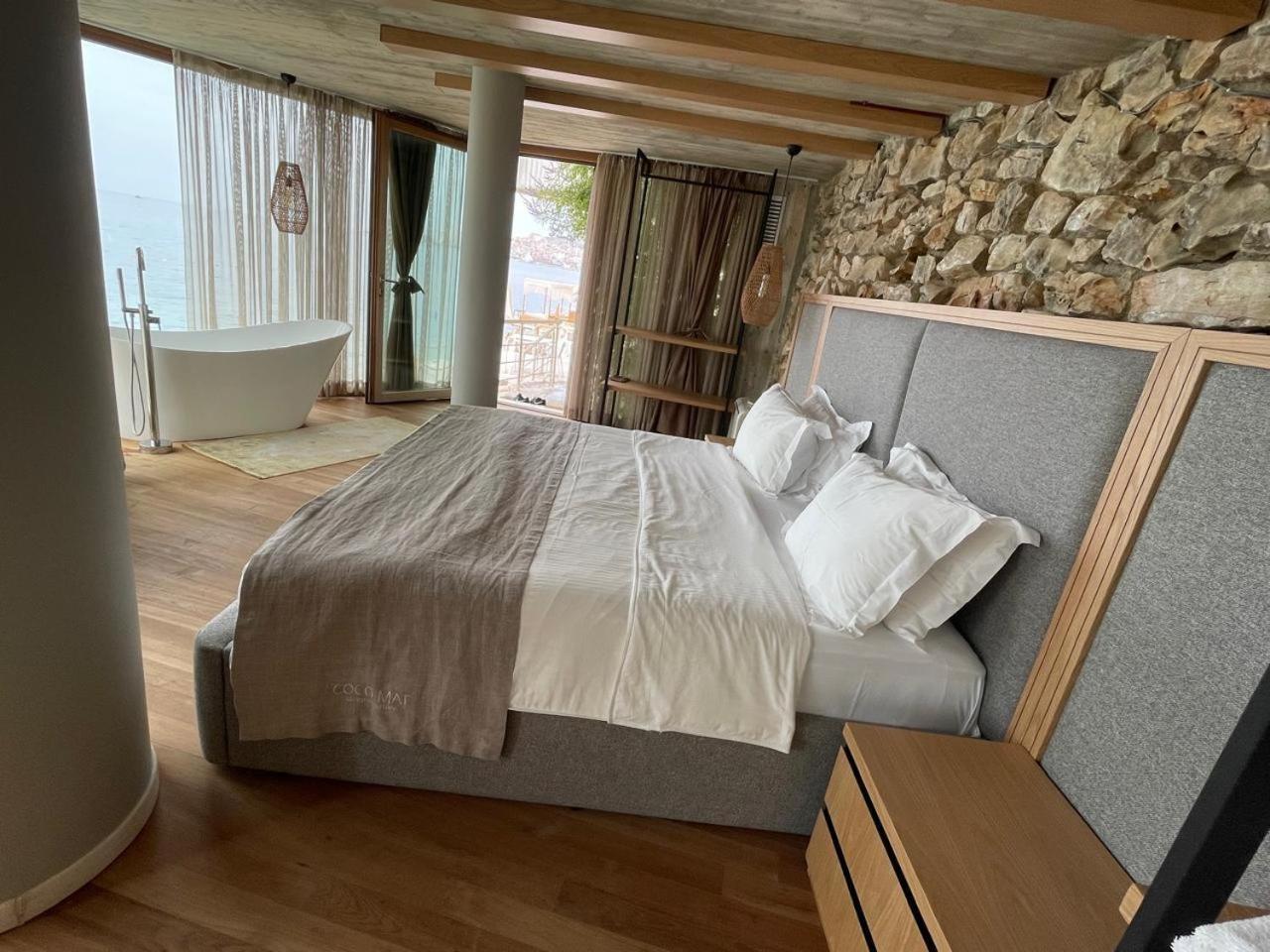 Suite with Sea View