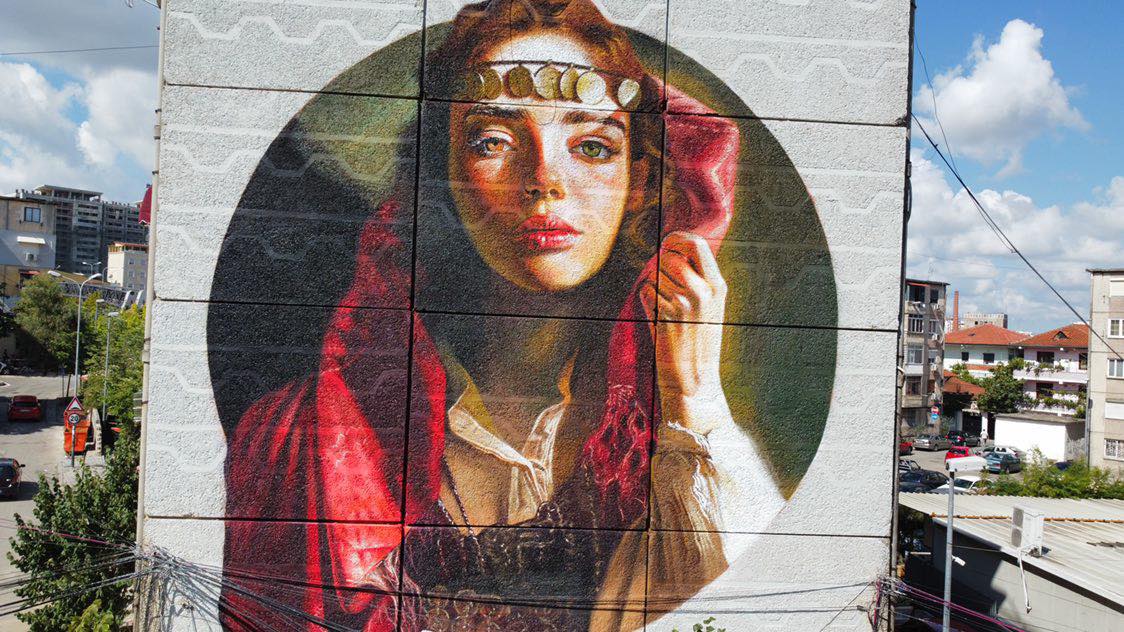 Beautiful murals Tirana 